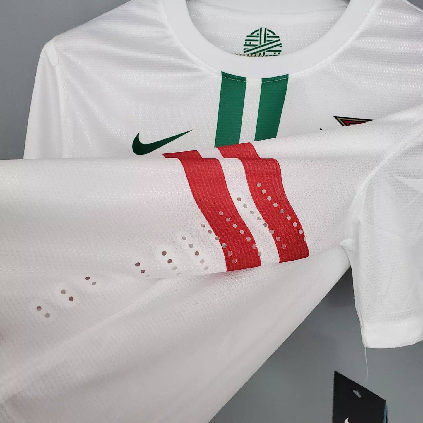 Camisa Retrô Portugal II 2012