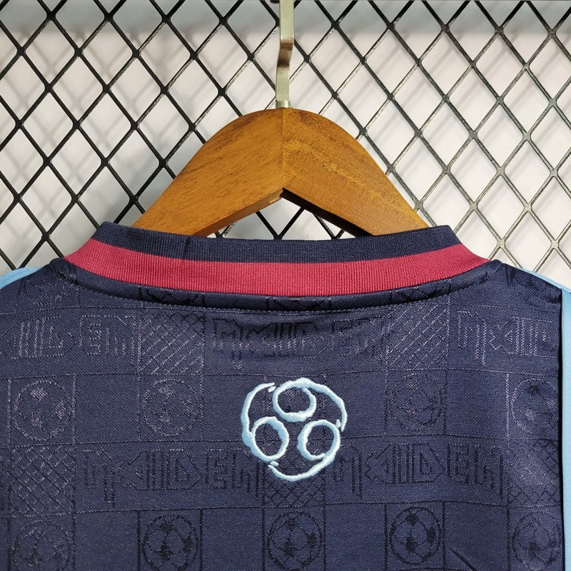 Camisa Retrô West Ham I 2011