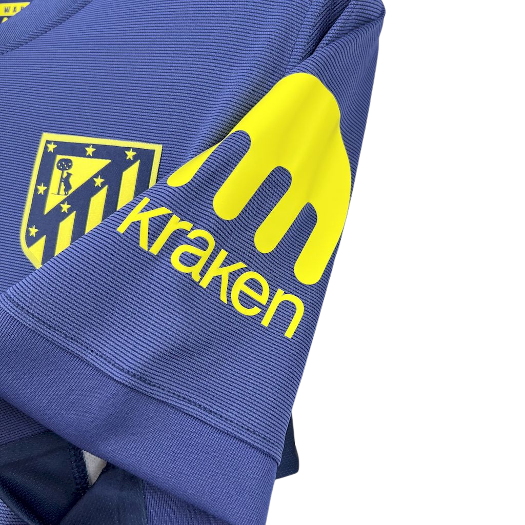 camisa-atletico-madrid-il-2025-26-torcedor-masculina-camiseta-champions-league-lancamento-europeu-segunda-away-oficial-riyadh-air-nije-azul-amarela-amarelo