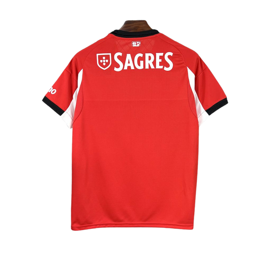 camisa-benfica-l-2025-26-torcedor-masculina-camiseta-champions-league-lancamento-europeu-primeira-home-oficial-vermelha-vermelho-branca-preta-adidas-betano-emirates-fly-better