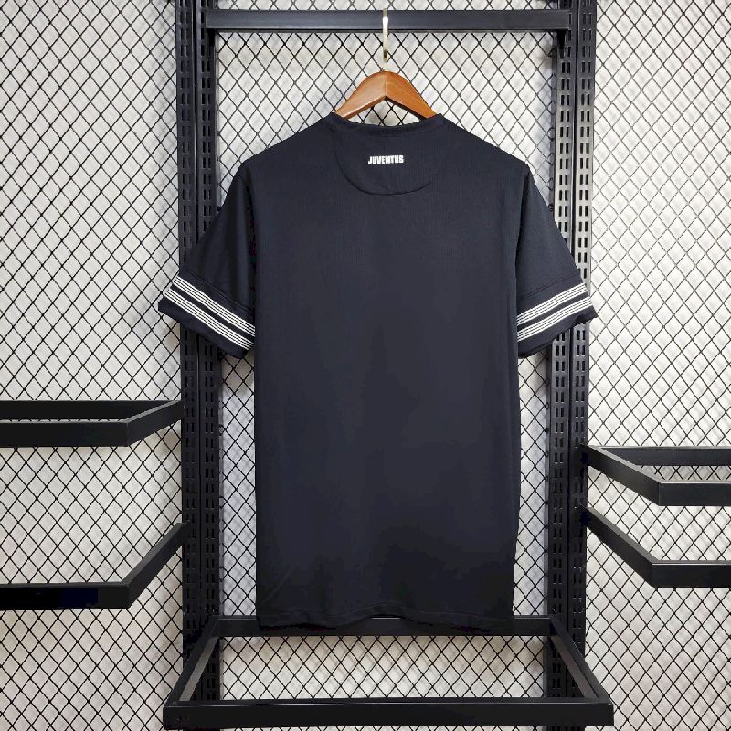Camisa Retrô Juventus II 2012/13