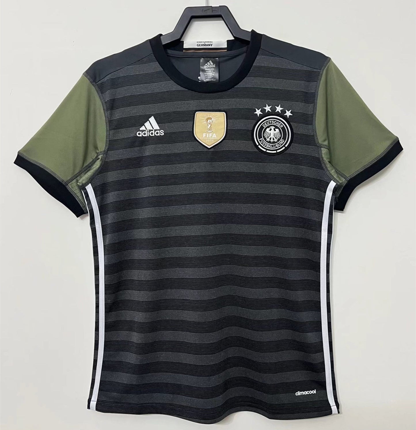 Camisa Retrô Alemanha II 2016