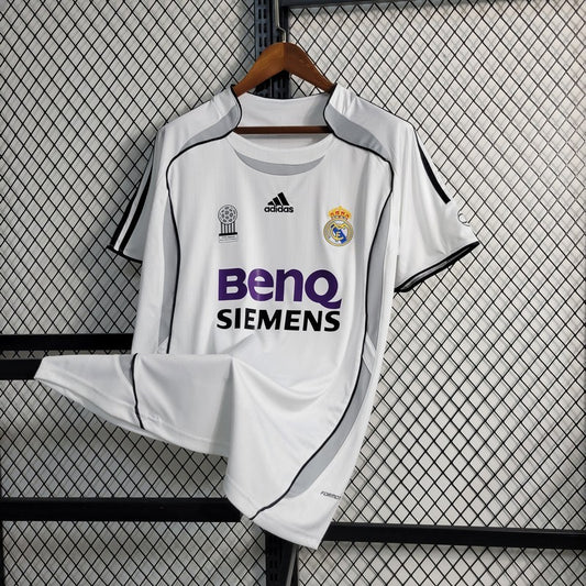 Camisa Retrô Real Madrid l 2006/07