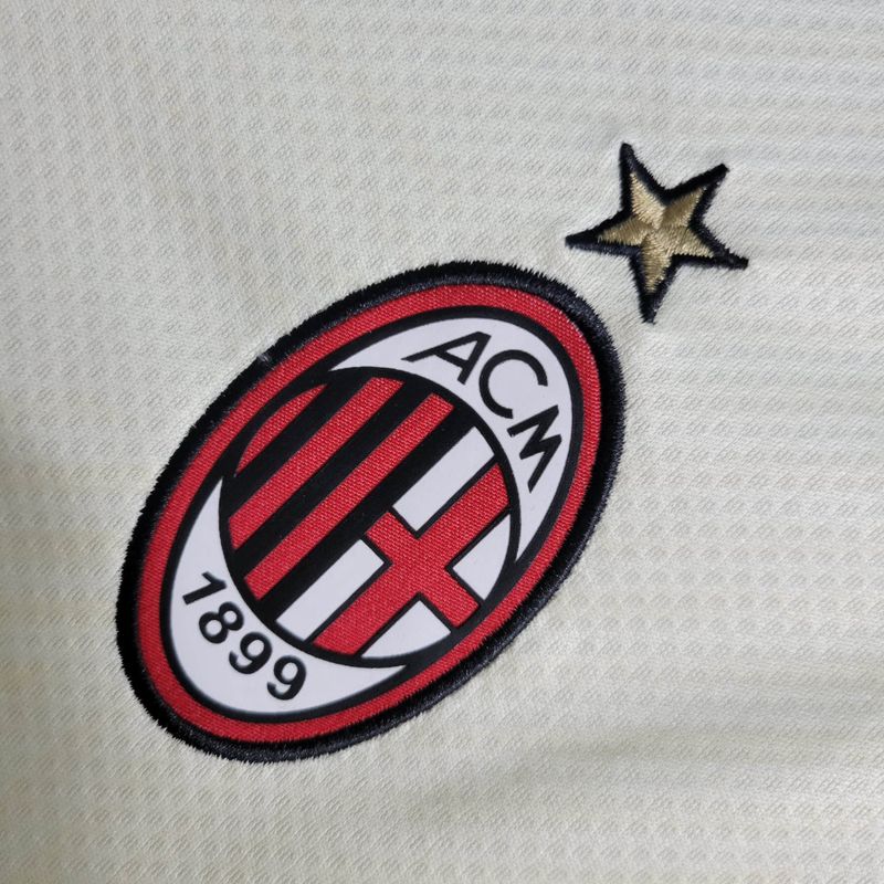 Camisa Retrô AC Milan II 2021/22