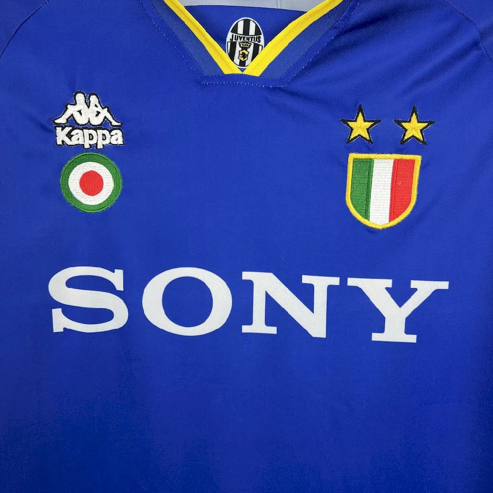 Camisa Retrô Juventus II Manga Longa 1995/96
