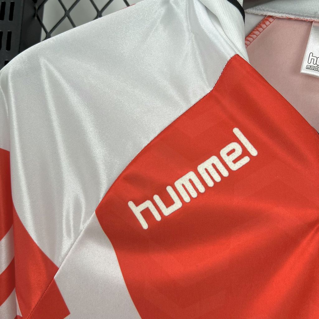 Camisa Retrô Dinamarca I 1992