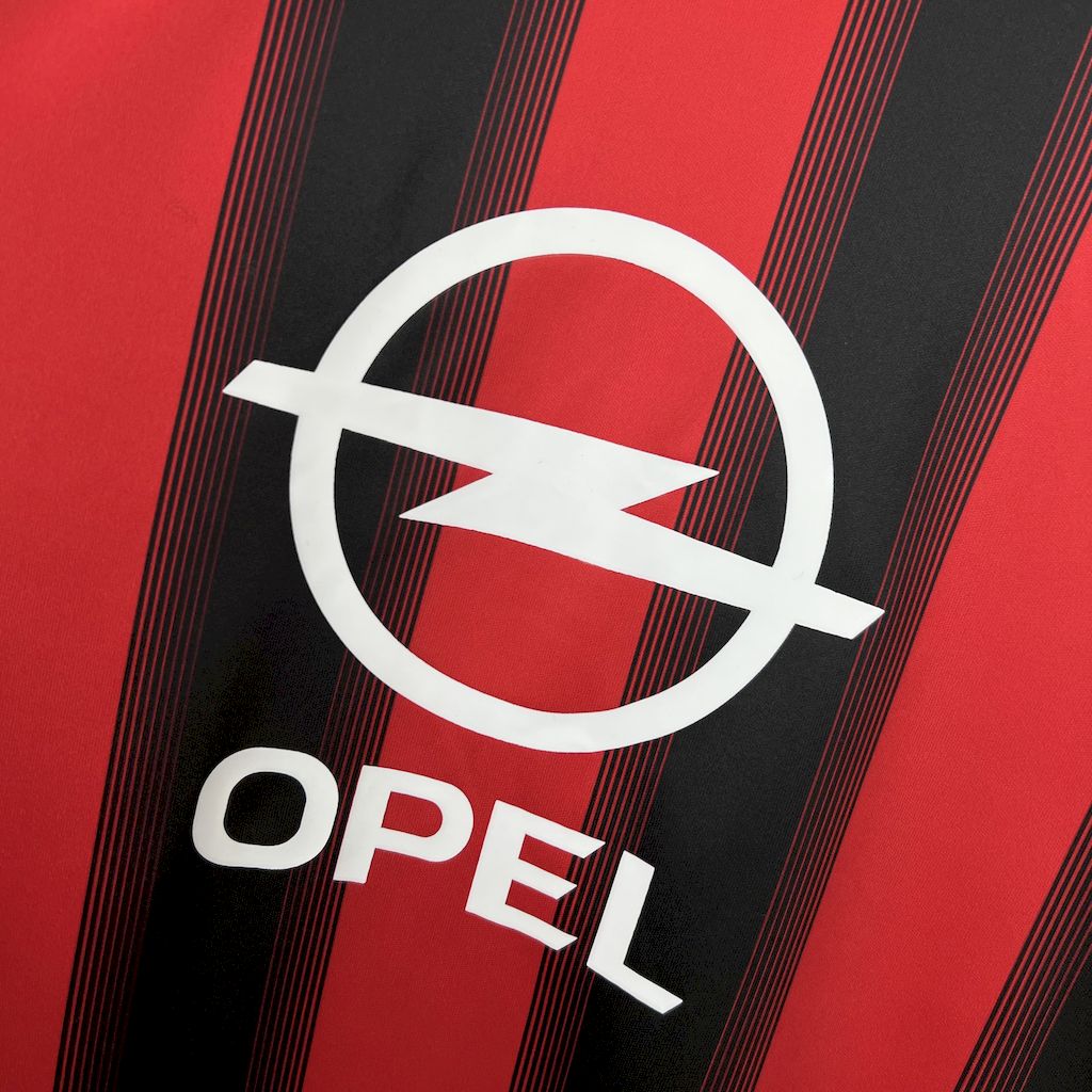 Camisa Retrô AC Milan I 2004/05
