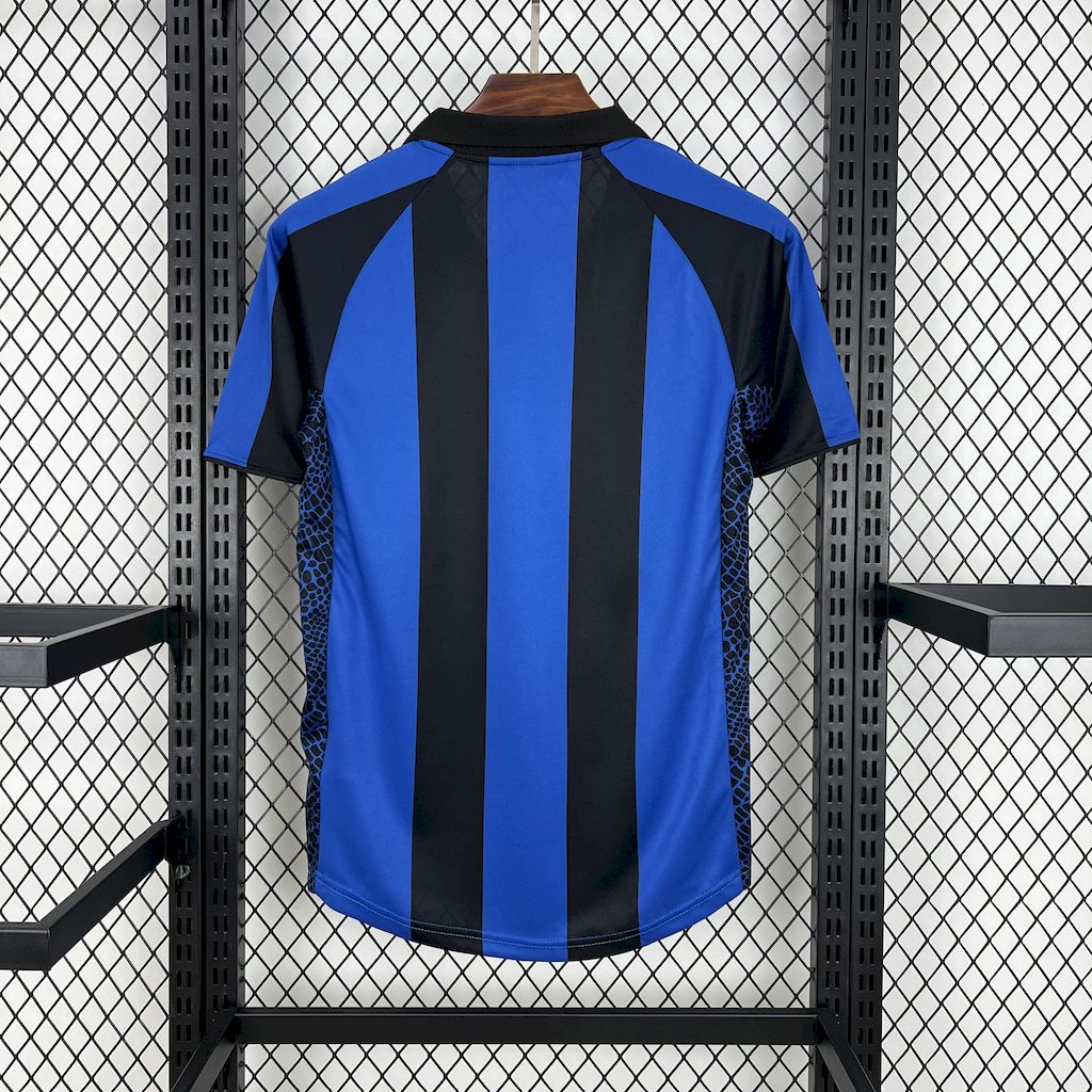 Camisa Retrô Inter Milan I 2001/02