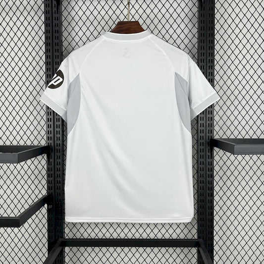 Camisa Real Madrid l 2025/26 Torcedor Masculina