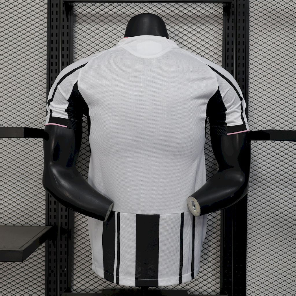 Camisa Juventus I 2025/26 Jogador Masculina