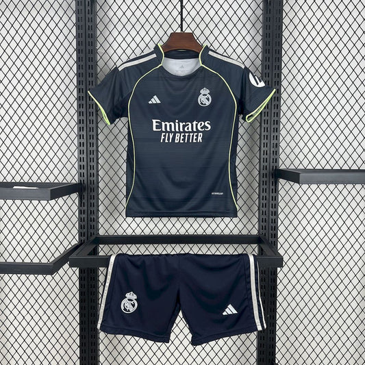 Kit Infantil Real Madrid ll 2025/26