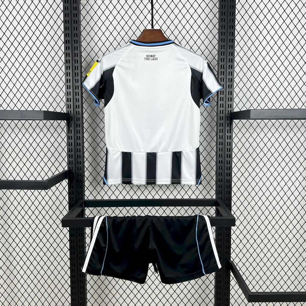 Kit Infantil Newcastle I 2025/26