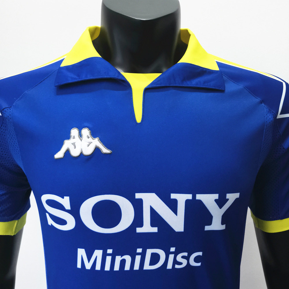 Camisa Retrô Juventus III 1997/98
