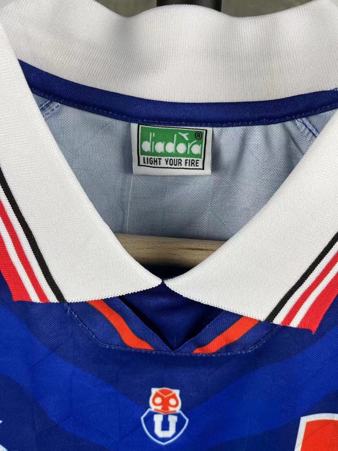 Camisa Retrô Universidad de Chile I Manga Longa 1996