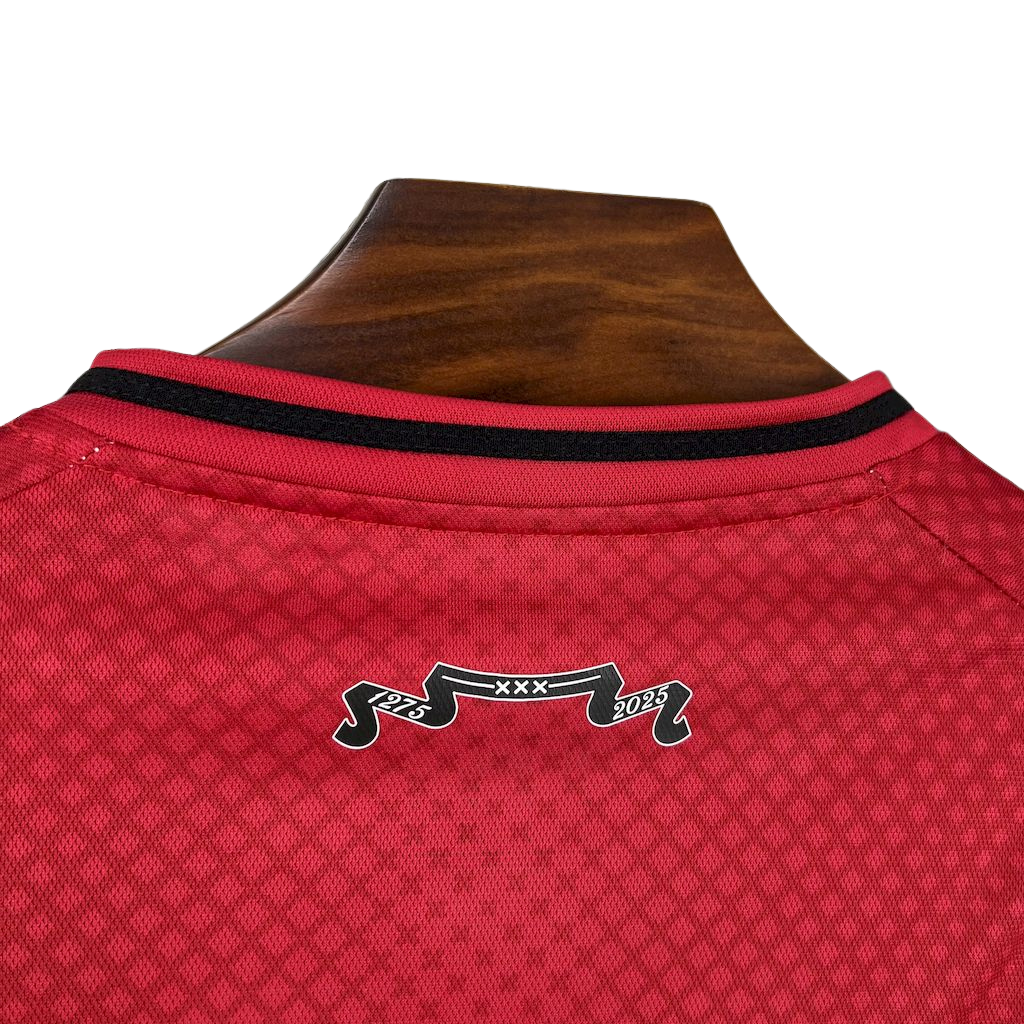 camisa-ajax-l-2025-26-torcedor-masculina-camiseta-champions-league-lancamento-europeu-primeira-home-oficial-vermelha-e-branca-adidas-ziggo