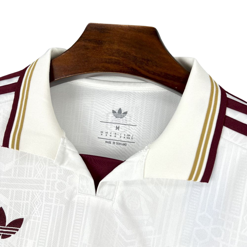 camisa-arsenal-lii-2025-26-torcedor-masculina-champions-league-lancamento-europeu-branca-vinho-adidas-emirates-fly-better