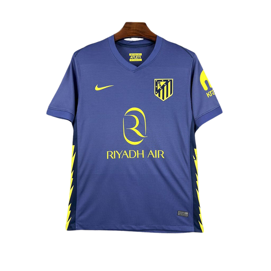 camisa-atletico-madrid-il-2025-26-torcedor-masculina-camiseta-champions-league-lancamento-europeu-segunda-away-oficial-riyadh-air-nije-azul-amarela-amarelo