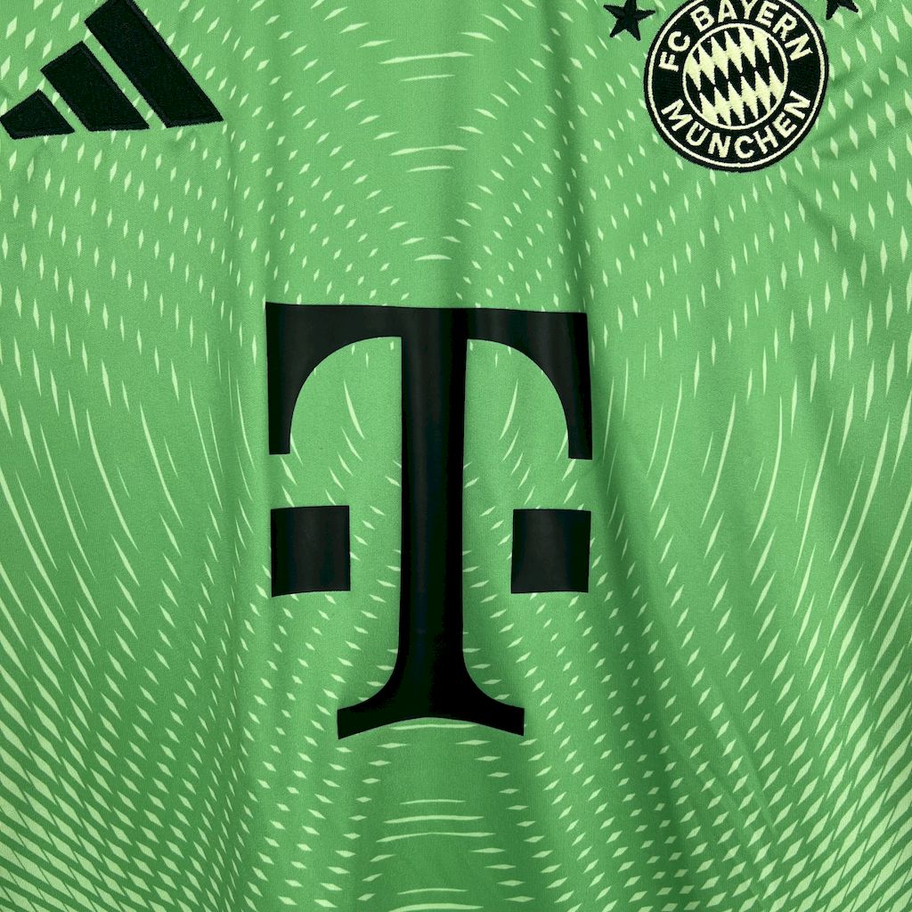 camisa-bayern-goleiro-2025-26-torcedor-masculina-camiseta-champions-league-lancamento-europeu-goleiro-oficial-verde-neon-t-fc-bayern-munchen-bayern-de-munich-munique-adidas