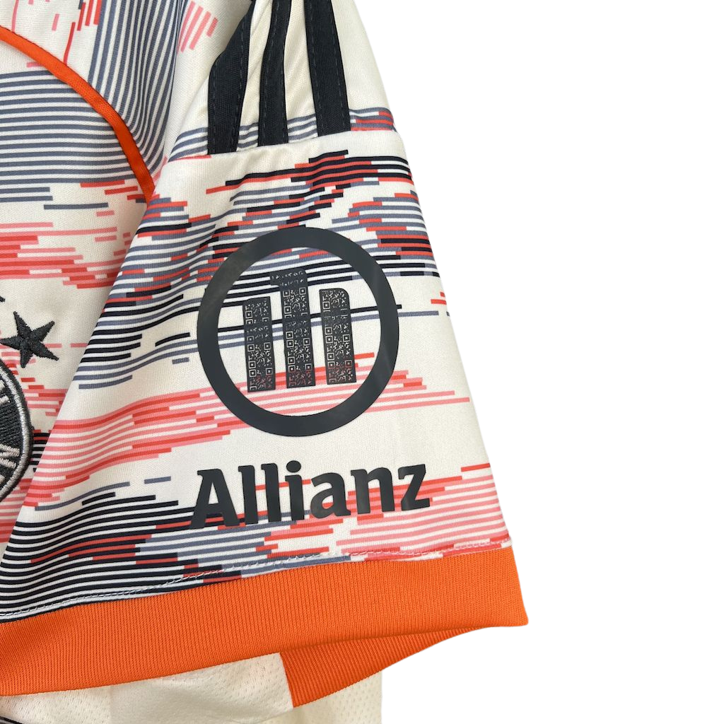 camisa-bayern-ll-2025-26-torcedor-masculina-camiseta-champions-league-lancamento-europeu-segunda-away-oficial-adidas-t-fc-bayern-munchen-bayern-de-munique-munich-adidas-tons-terrosos-cinza-marrom-terracota-laranja-terra-branca-off-white