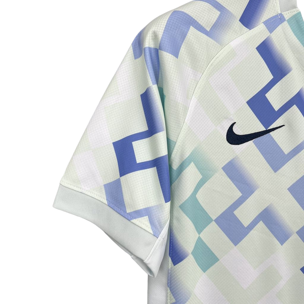 camisa-inter-milan-ii-2025-26-torcedor-masculina-camiseta-champions-league-lancamento-europeu-segunda-away-oficial-azul-verde-nike-branca-branco-detalhes