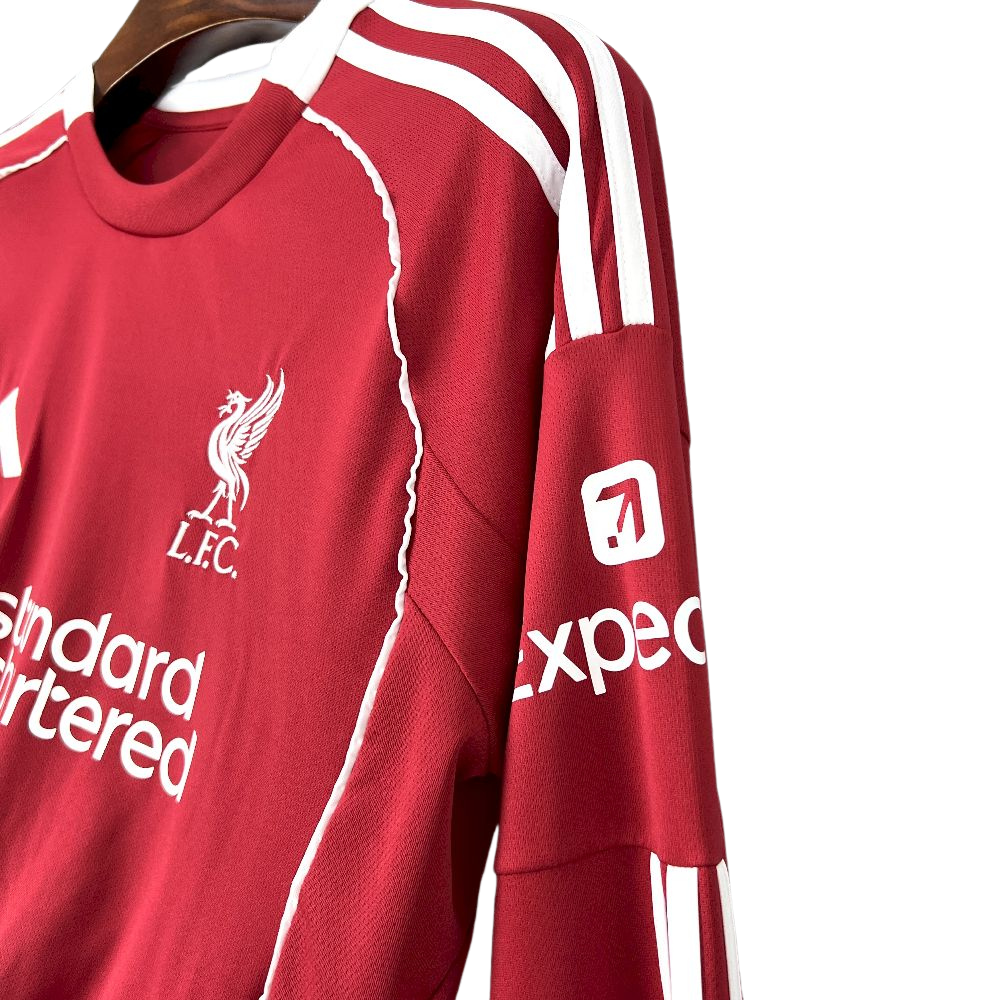 camisa-liverpool-i-manga-longa-2025-26-champions-league-lancamento-europeu-home-vermelha-branco-branca-vermelha-listras-standard-adidas