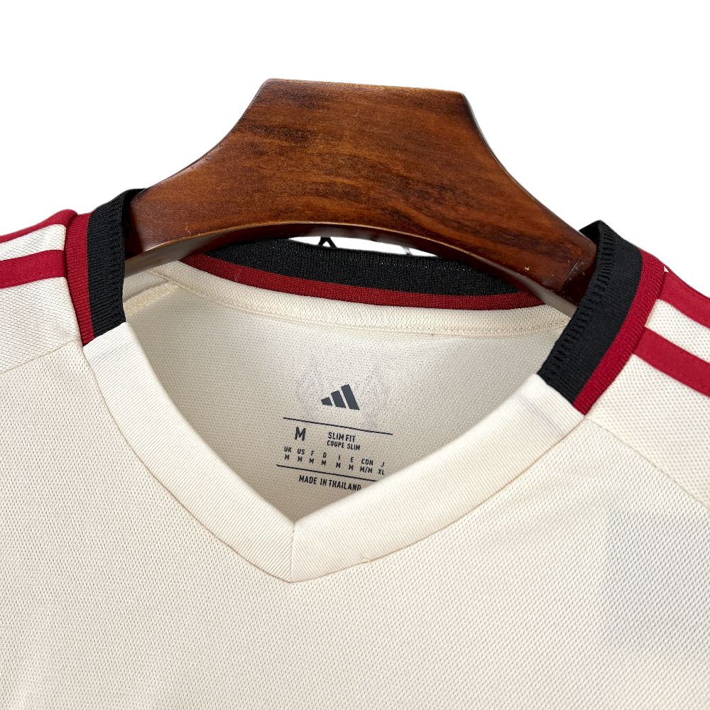 camisa-liverpool-il-manga-longa-2025-26-champions-league-lancamento-europeu-away-branco-vermelho-vermelha-branca-standard-expedia-adidas