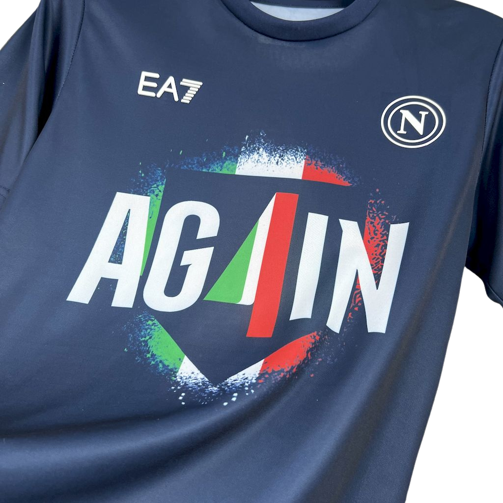 camisa-napoli-casual-2025-26-torcedor-masculina-camiseta-champions-league-lancamento-europeu-casual-oficial-ea7-again-azul-marinho-escuro-verde-vermelha-branca
