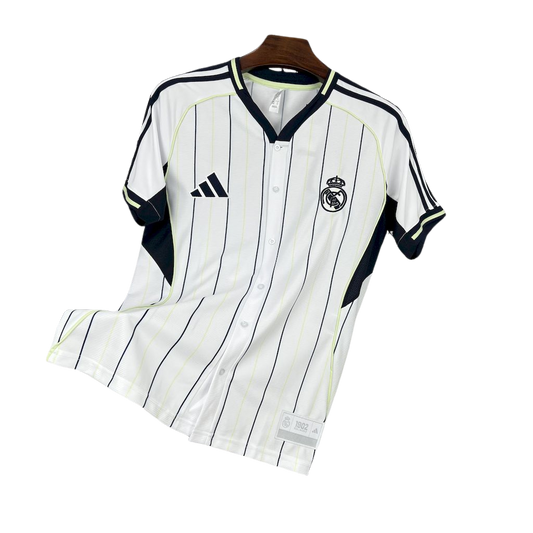 camisa-real-madrid-super-mundial-2025-26-jogador-masculina-nova-lancamento-lançamento-oficial-europeu-branca-com-listras-pretas-com-botoes-adidas-1902-fifa-uniforme-camiseta-la-lia-cr7-cristiano-ronaldo-fifa-super-mundial