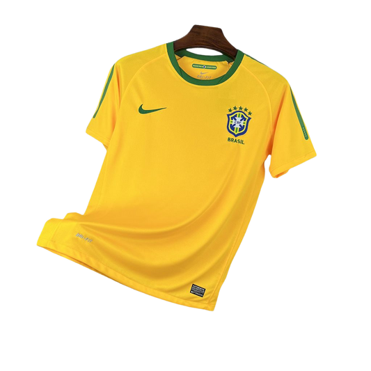 camisa-retrô-brasil-2010-amarela camisa-seleção-brasileira-2010 uniforme-brasil-penta-2010 camisa-cbf-retrô-2010 copa-do-mundo camiseta-brasil-clássica-2010