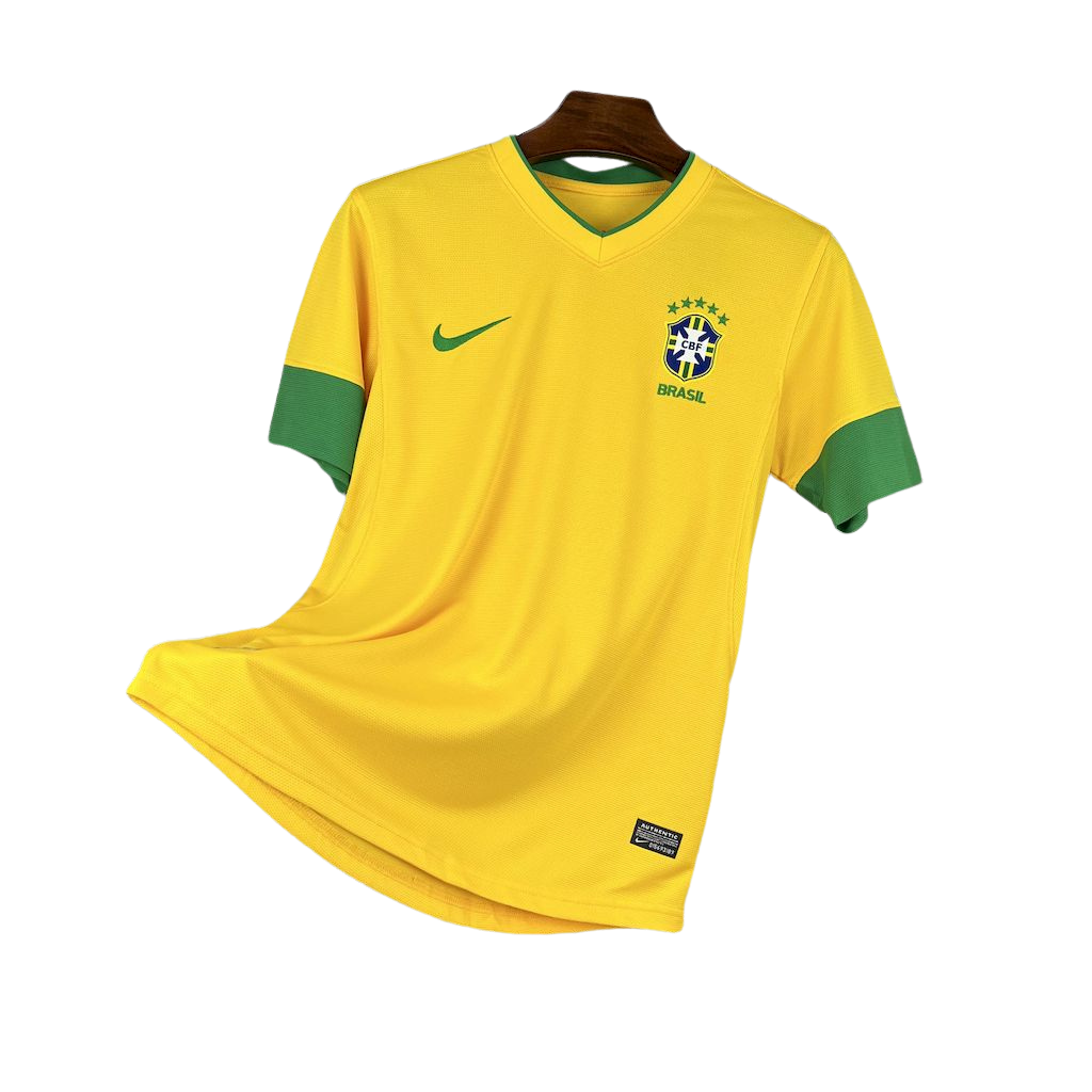 camisa-retrô-brasil-2012-amarela camisa-seleção-brasileira-2013-casa uniforme-brasil-penta-amarelo camisa-cbf-retrô-2012 copa-do-mundo camiseta-brasil-clássica-2013