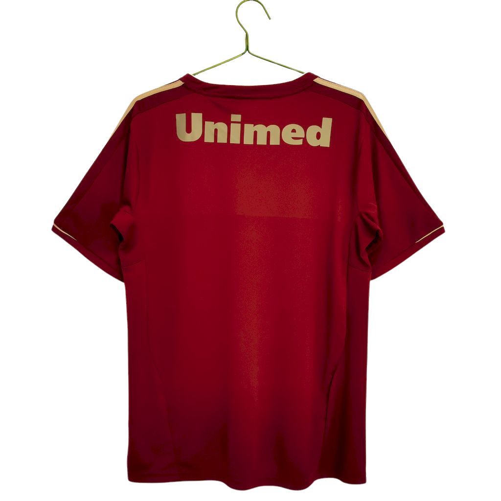 camisa-retro-fluminense-iii-2012-camiseta-terceira-third-oficial-vermelha-vermelho-detalhes-dourado-amarelo-unimed-adidas-flu