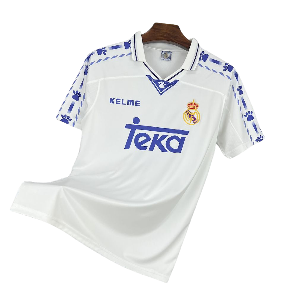 camisa-retro-real-madrid-ll-1996-97-fabio-capello-anos-90-away-segunda-oficial-antiga-branca-gola-polo-teka-kelme-branca-detalhes-azuis-patas-azuis-camiseta-uniforme