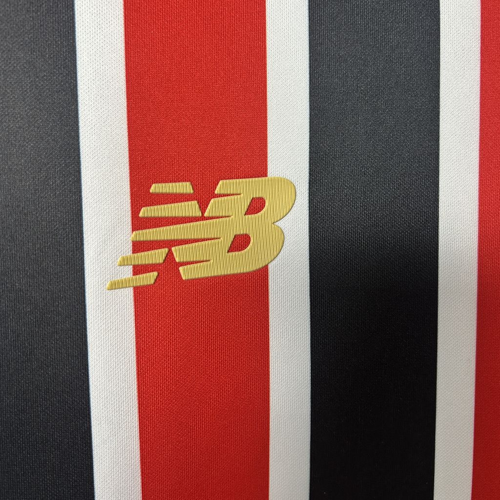 camisa-sao-paulo-il-2025-26-torcedor-feminina-segunda-away-camiseta-lancamento-baby-look-listrada-preta-vermelha-branca-new-balance-dourada-dourado-2005