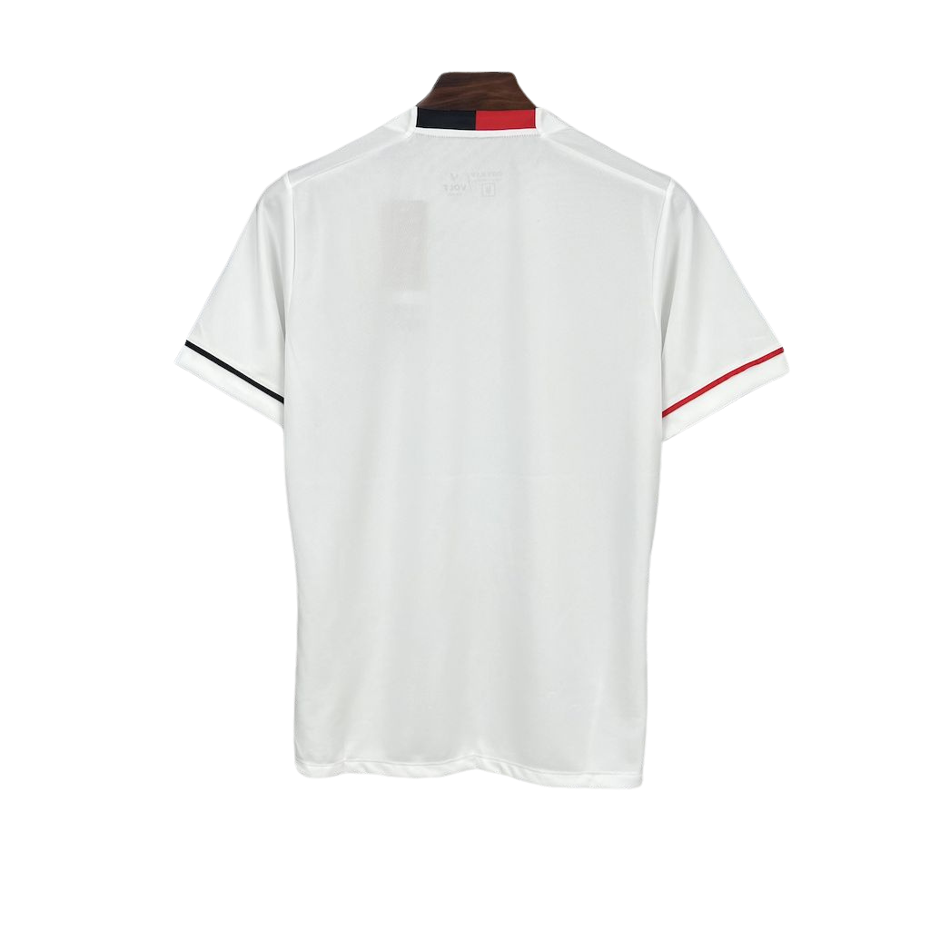 camisa-vitoria-ll-2025-26-torcedor-masculina-camiseta-lancamento-segunda-away-oficial-branca-branco-colt-detalhes-vermelho